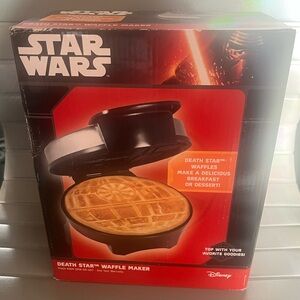 Disney Star Wars Death Star Adjustable Browning Waffle Maker